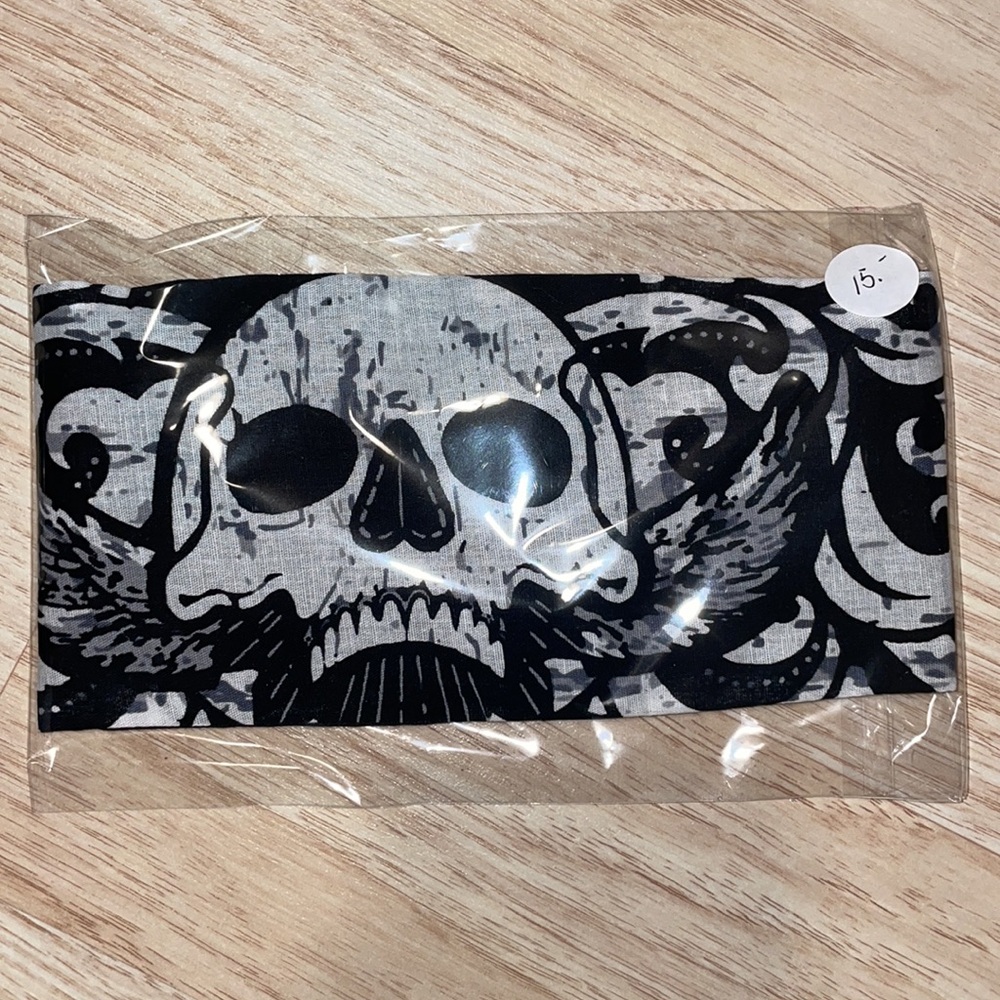 Skull Print Black and Gray Hair Band